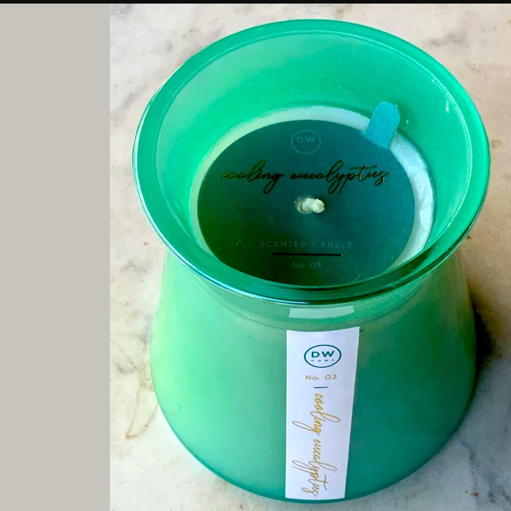 DW HOME CANDLE COOLING EUCALYPTUS RICHLY SCENTED NEW